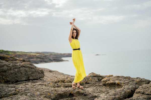 How do economic fluctuations impact UK real estate prices?